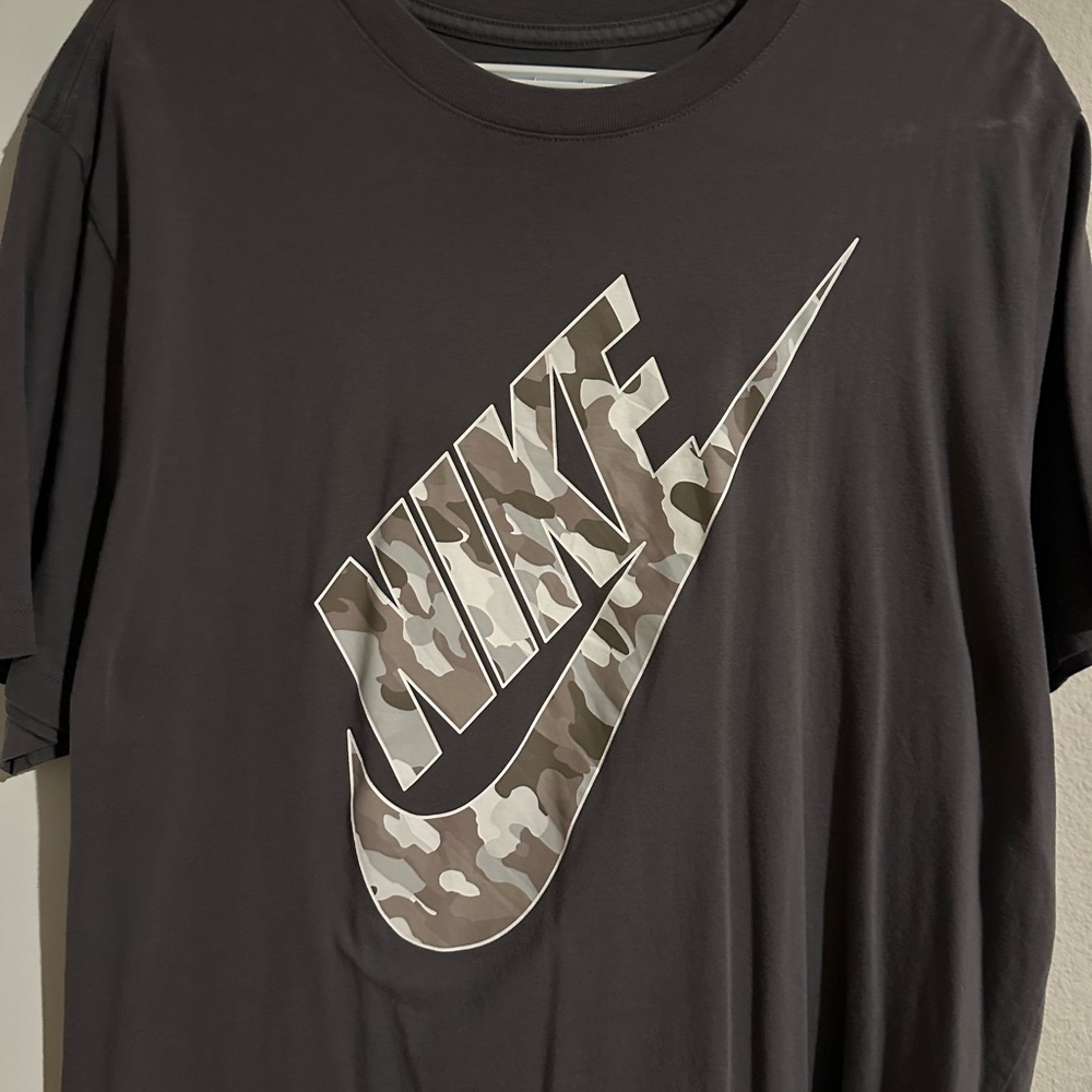 Men’s Nike Camo T-shirt